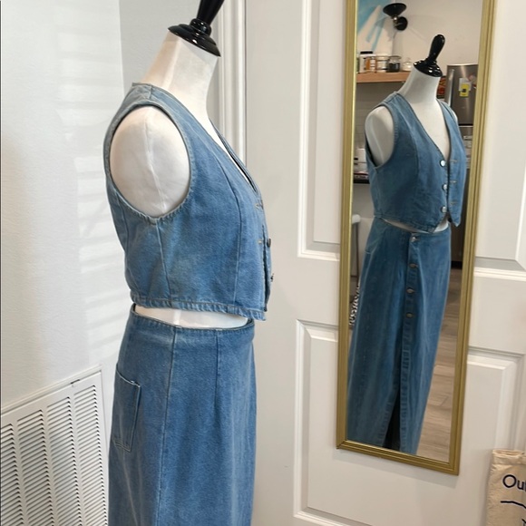 Denim Vest and High Side Slit Skirt Set - Picture 5 of 6